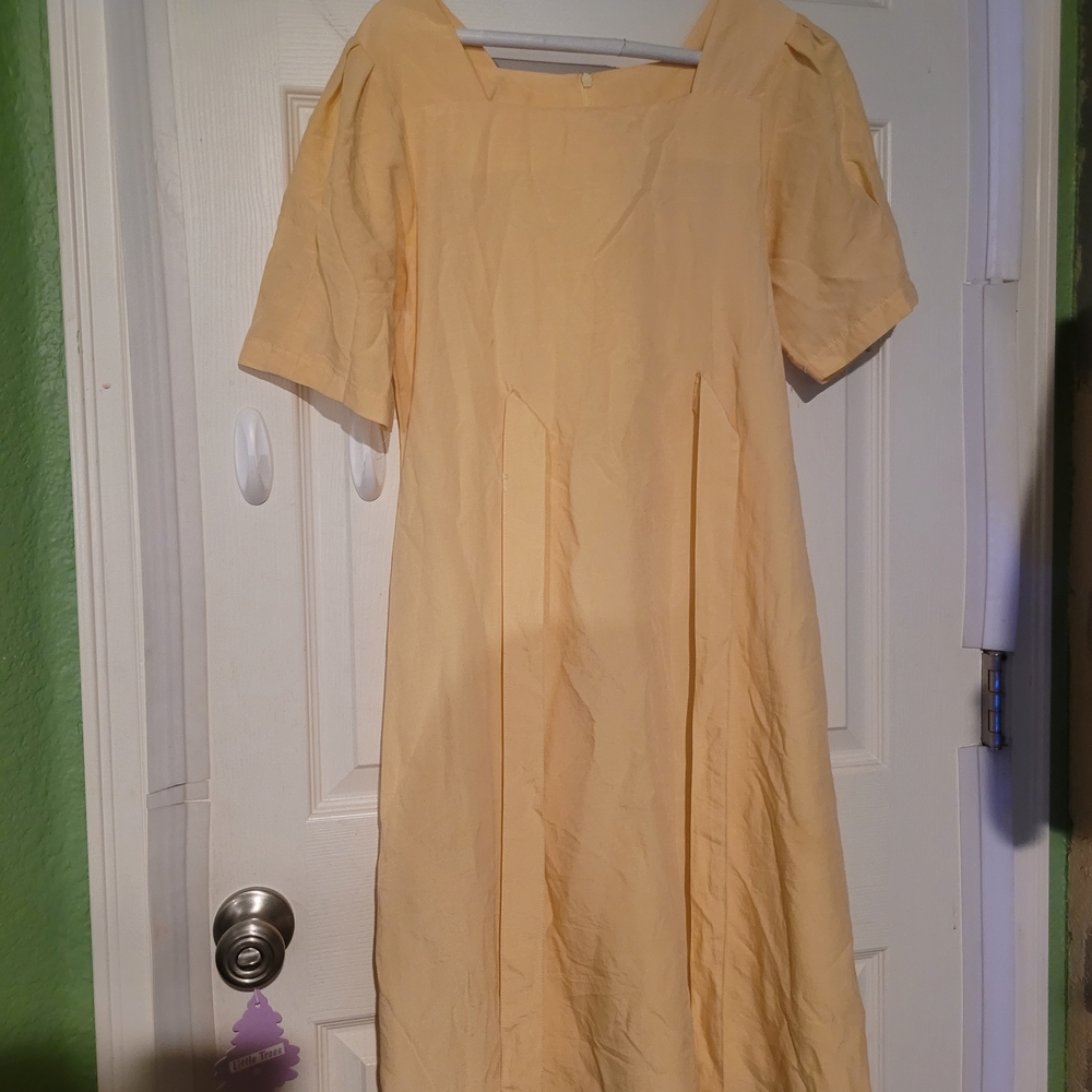 Elegant Yellow Dress